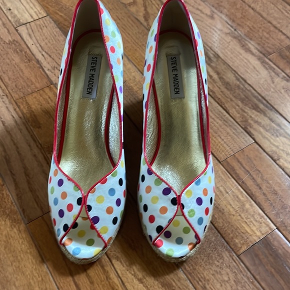 Steve Madden - Multicolor Wedge pumps. Size 10 NWT - Picture 5 of 5